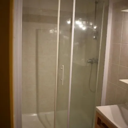 Bardon-perry 公寓 *