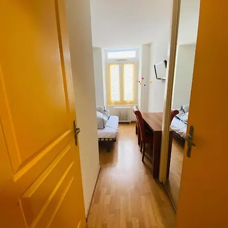 Bardon-perry 公寓 *