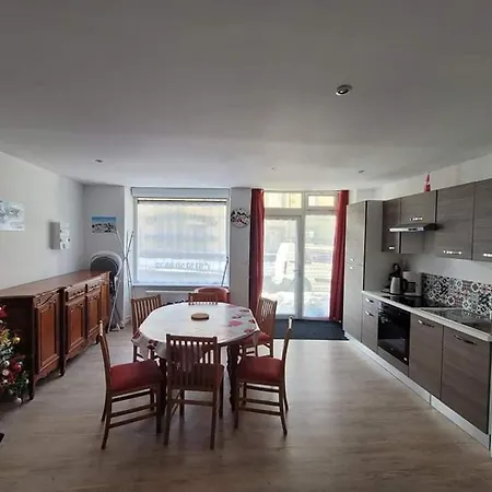 Apartment Bardon-perry