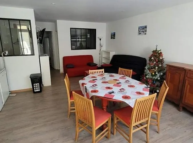 Apartment Bardon-perry