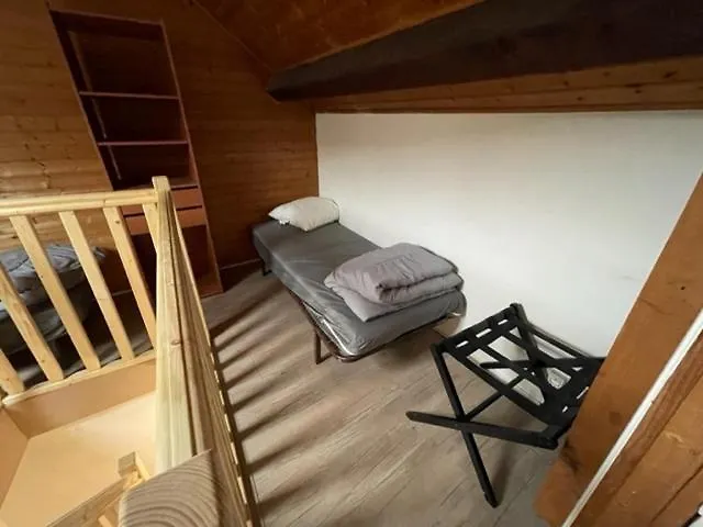 Apartment Bardon-perry