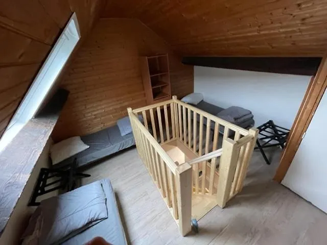 Bardon-perry Apartment *